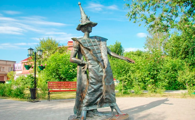 Памятник шоколаду в г. Покров