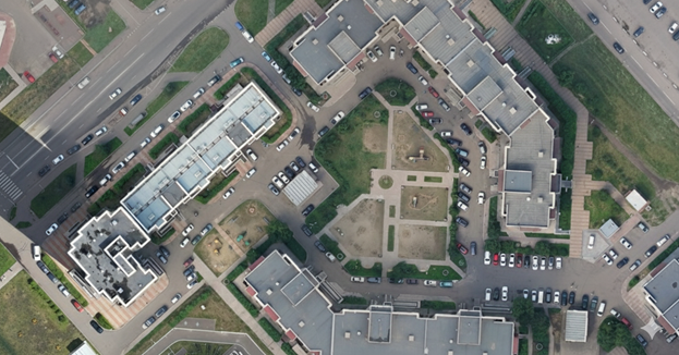 Пример стихийного размещения автотранспорта на придомовой территории (квартал № 2)