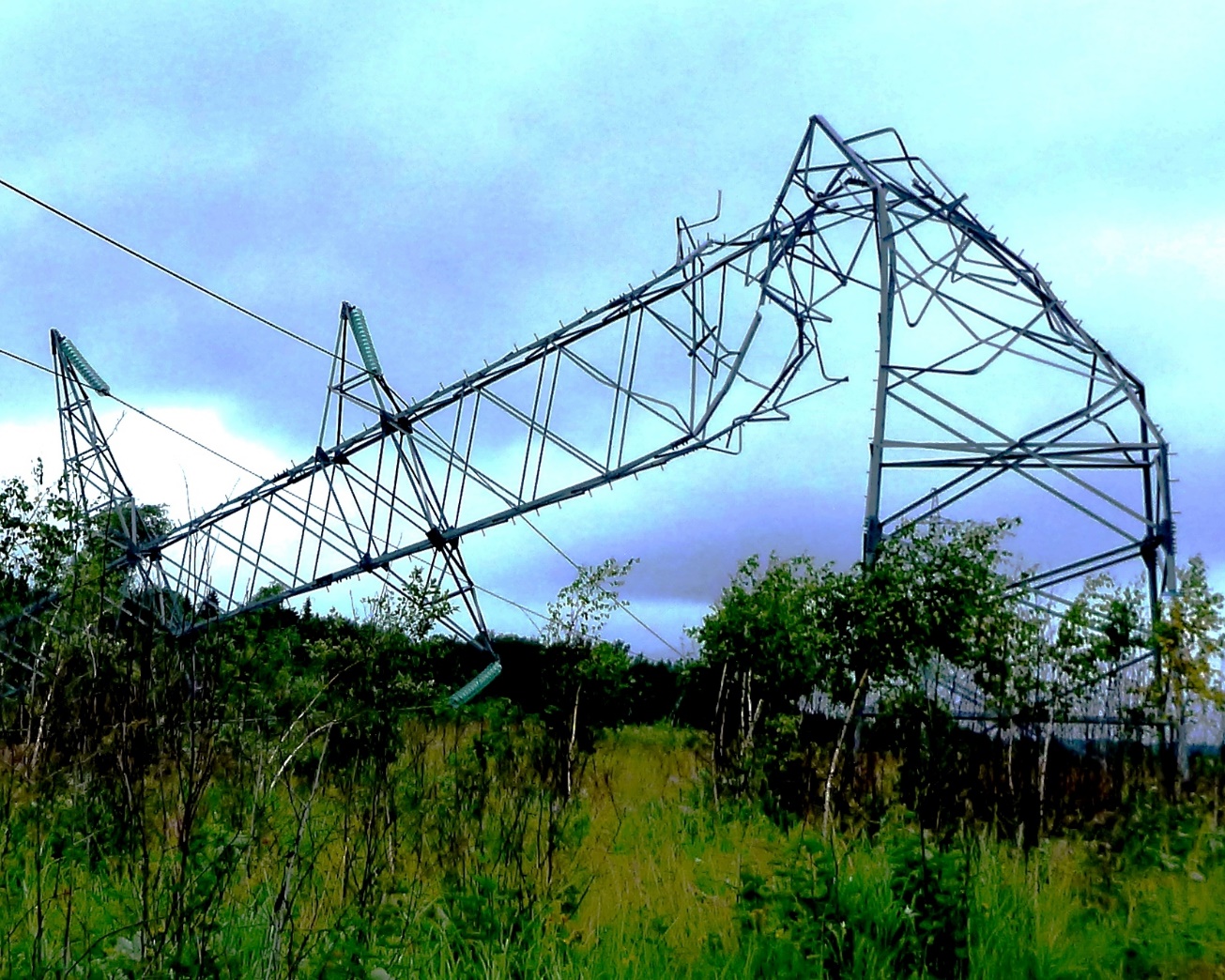 Групповая авария на участке двухцепной ВЛ 220 кВ «Дорохово – Слобода 1,2» №№ 57-60 с падением промежуточной опоры № 60 и аварийным повреждением соседних трех промежуточных опор №№ 57-59 в Подмосковье